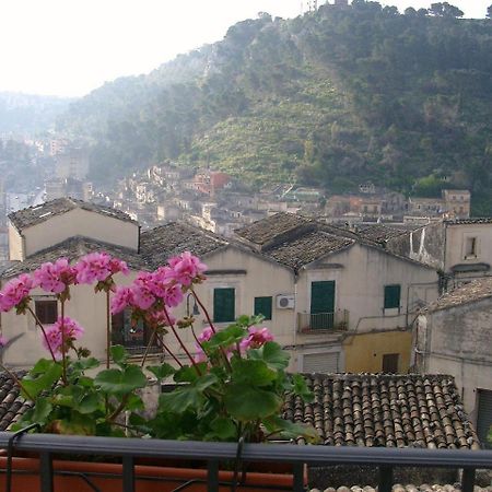 Chicchi Di Melograno Bed & Breakfast Modica Ngoại thất bức ảnh