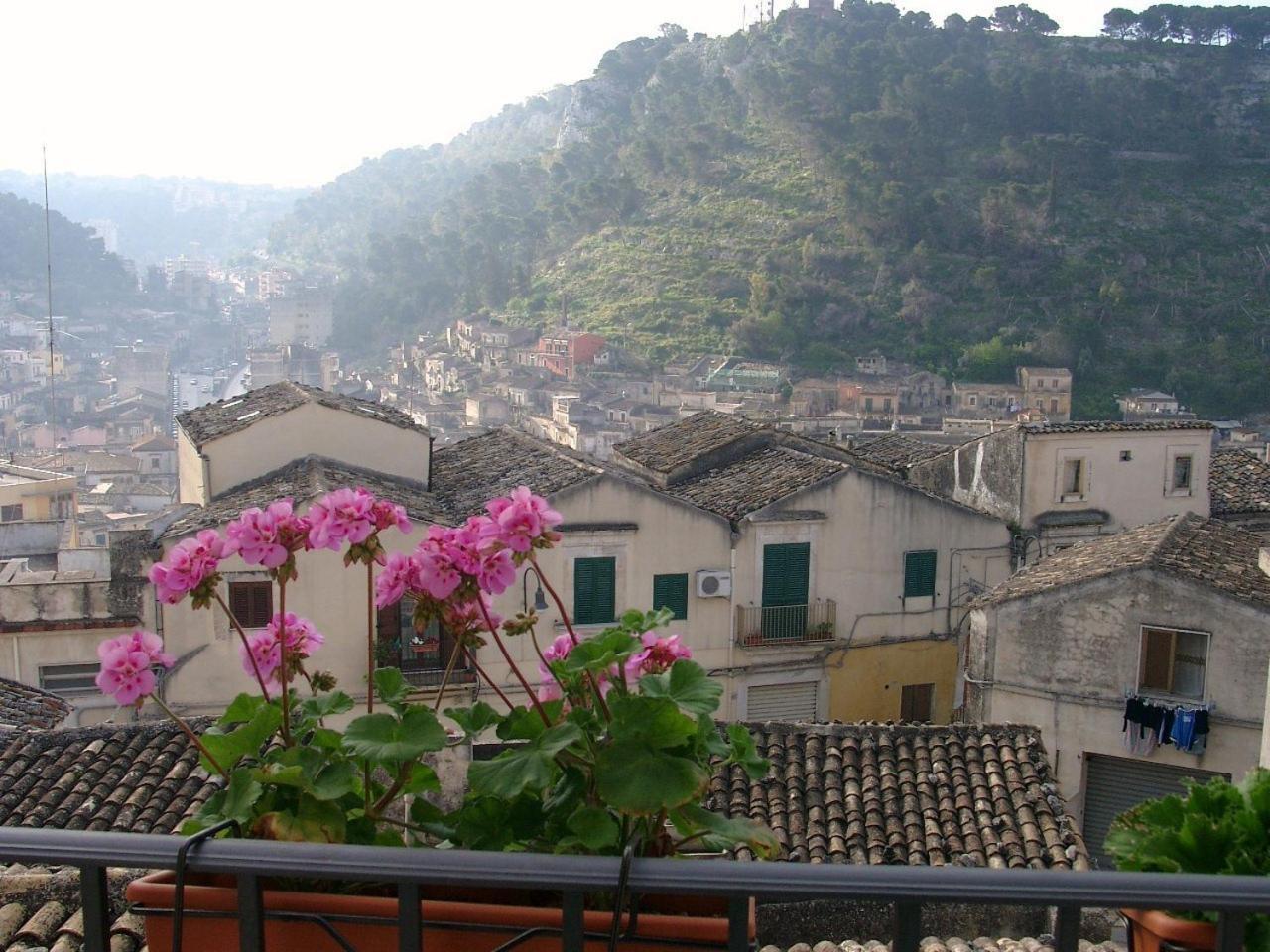 Chicchi Di Melograno Bed & Breakfast Modica Ngoại thất bức ảnh