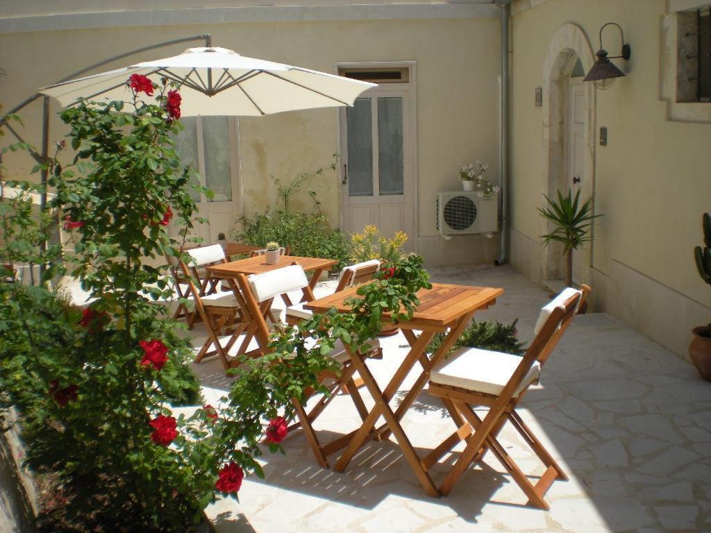 Chicchi Di Melograno Bed & Breakfast Modica Ngoại thất bức ảnh